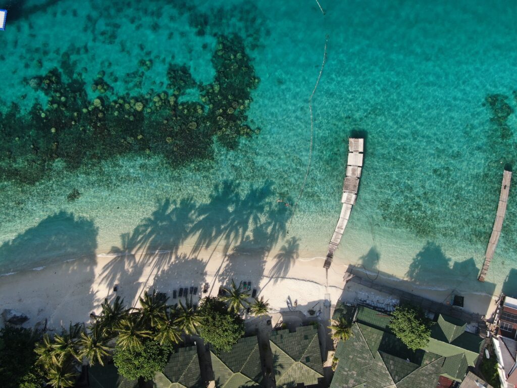 beach malaysia - perhentian island