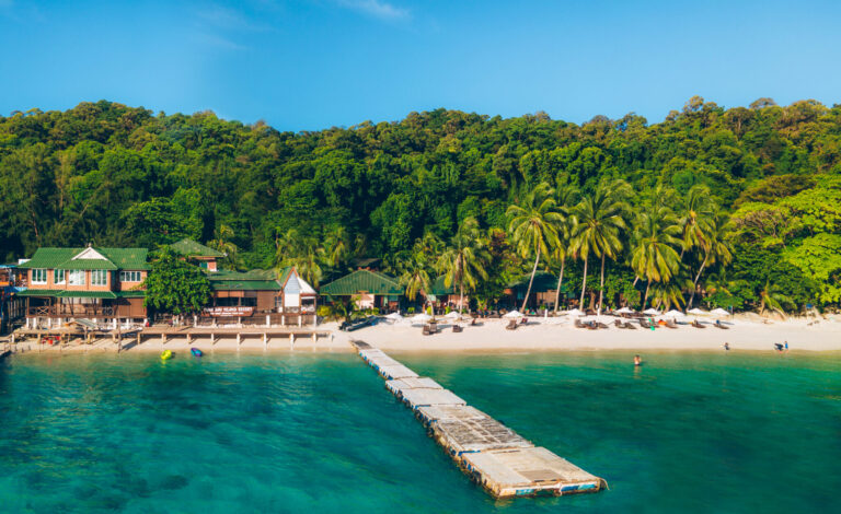 Tuna Bay Island Resort beachfront